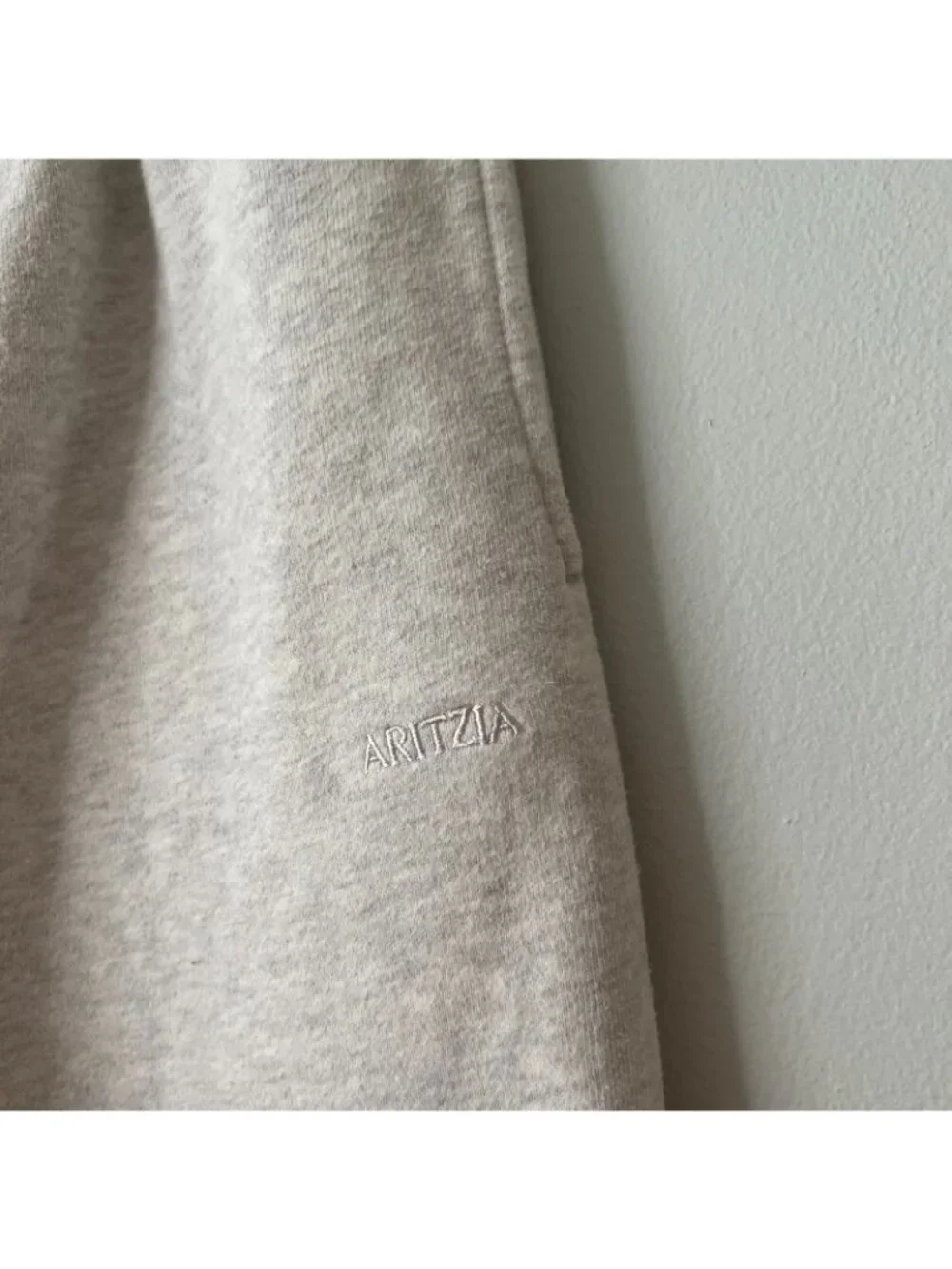 Aritizia Gray Mega Fit Sweatfleece Cozy Sweatpants Women's Size XXS